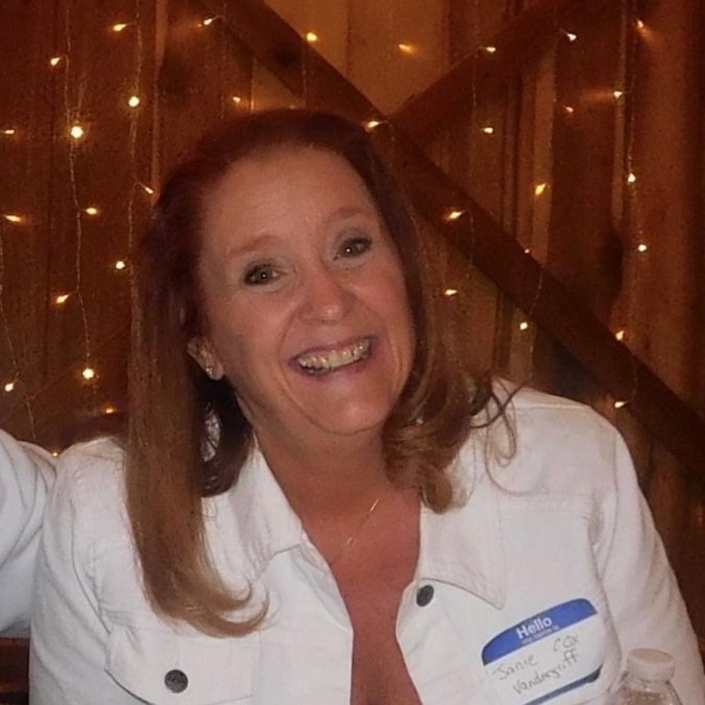 Meet your Posher, Janie